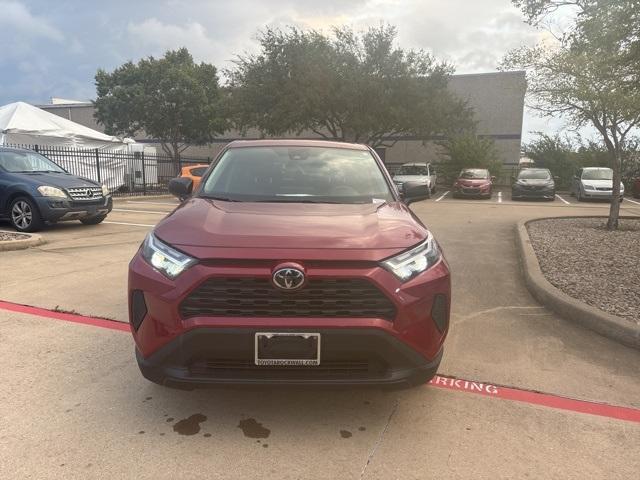 2023 toyota rav4 le