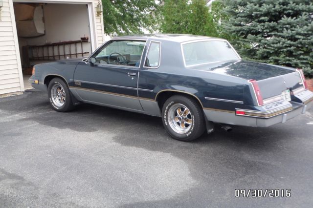 1987 oldsmobile 442 excellent original condition with t-tops
