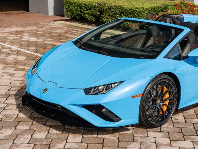 2022 lamborghini huracan evo base