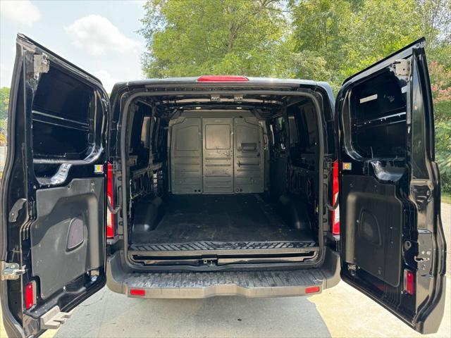 2017 ford transit-150 base