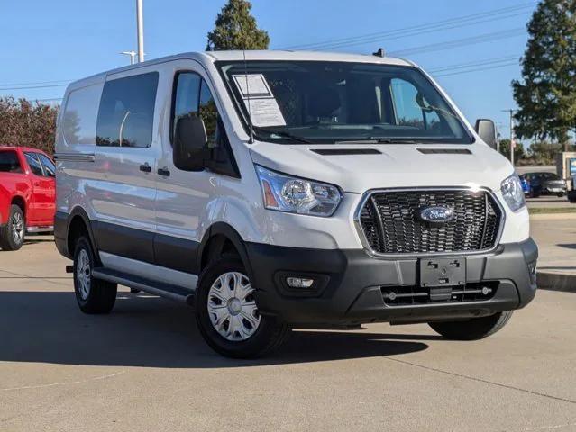 2022 ford transit-250 base