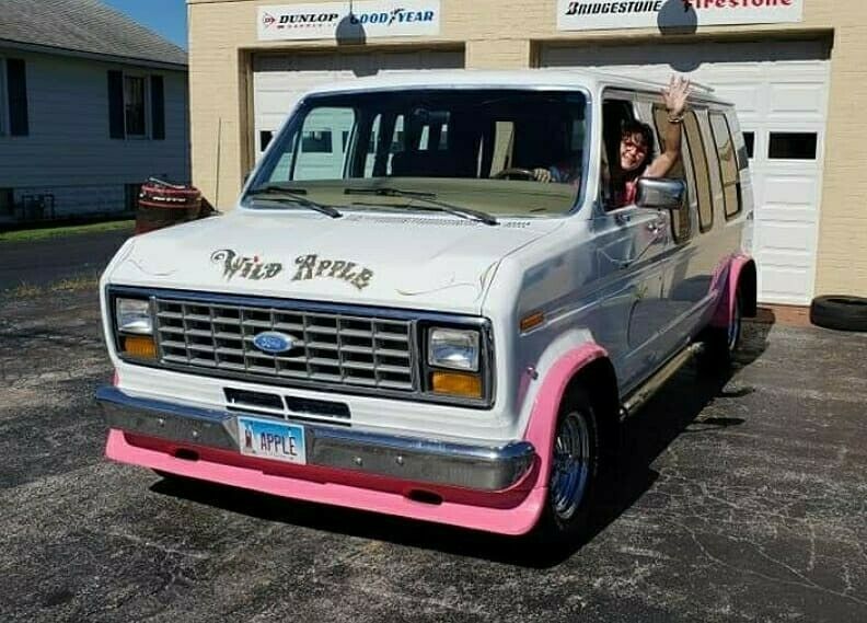 1984 ford e-series van