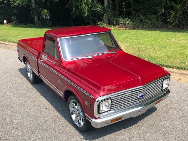 chevrolet c10 custom pickup