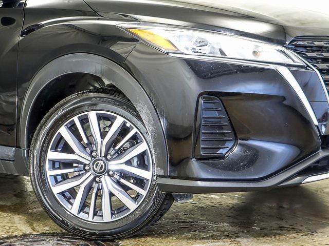 2021 nissan kicks sv