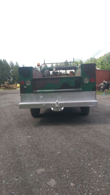 1985 gmc sierra 2500 with reading utility service truck body