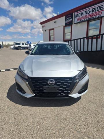 2023 nissan altima sr fwd
