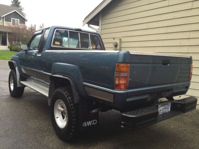 1988 toyota pickup xtra cab efi 3.0l v6 automatic 4x4 must see !!!