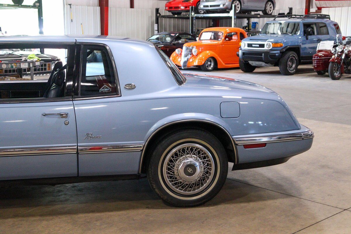 1989 buick riviera