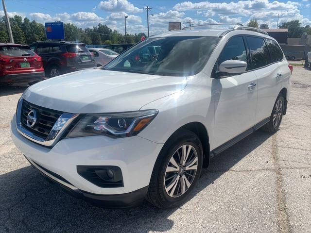 2017 nissan pathfinder sv