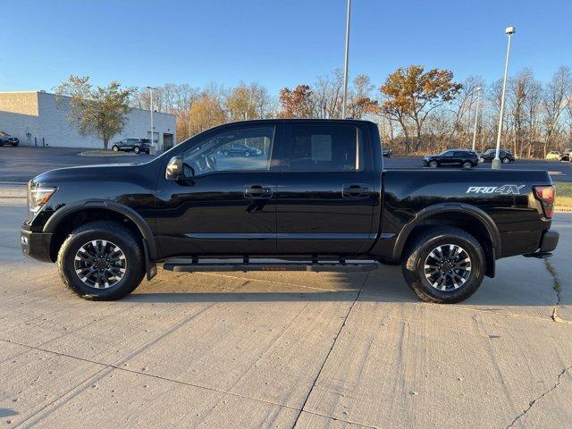 2024 nissan titan pro-4x