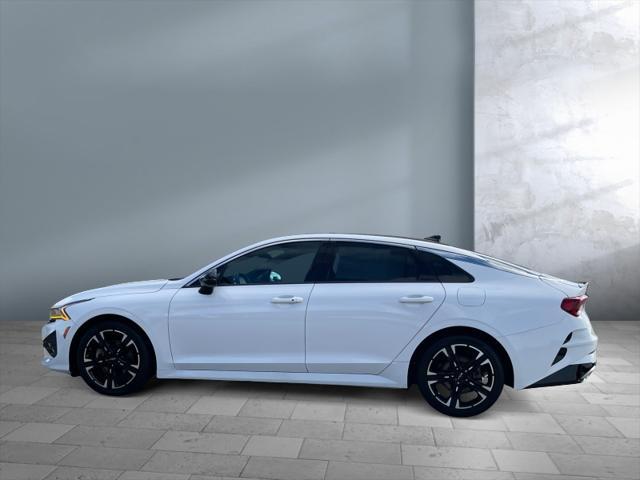 2022 kia k5 gt-line