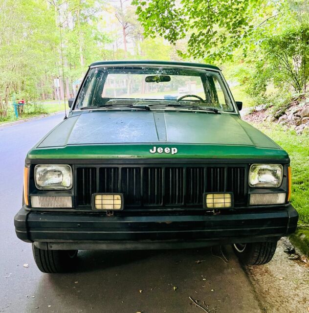 1988 jeep comanche pick up truck, base model, manual transmission