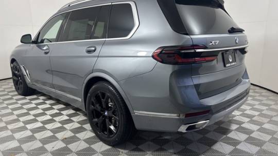 2024 BMW X7