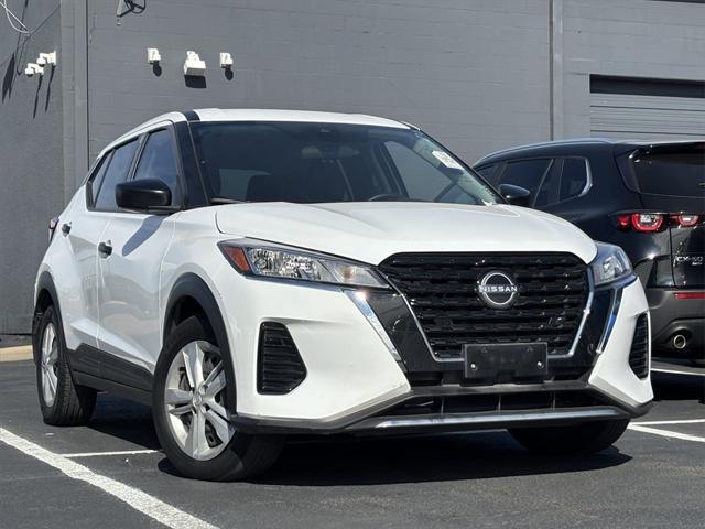2023 nissan kicks s