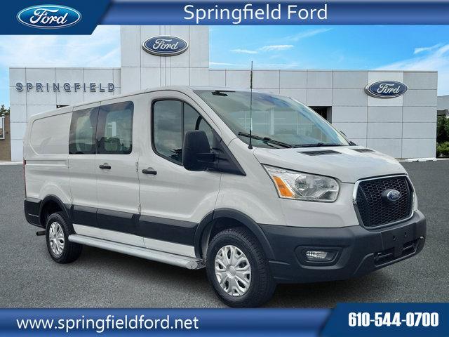 2022 ford transit-250 base