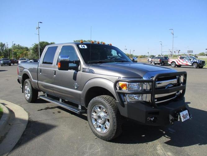 2014 ford f-250 super duty king ranch 4x4 king ranch 4dr crew cab 6.8 ft. sb pickup for sale in glendive, montana