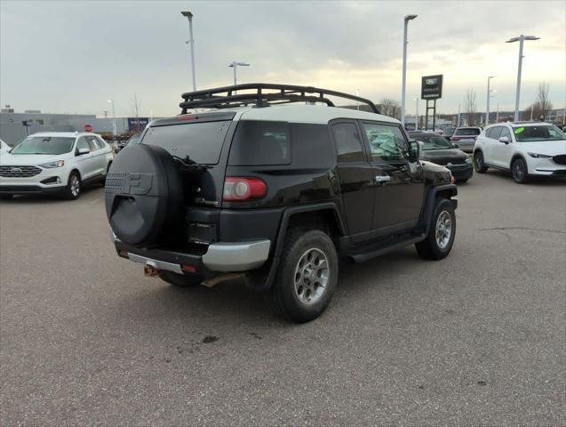 2012 toyota fj cruiser base