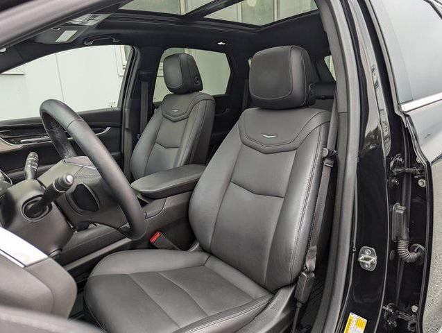 2021 cadillac xt5 premium luxury
