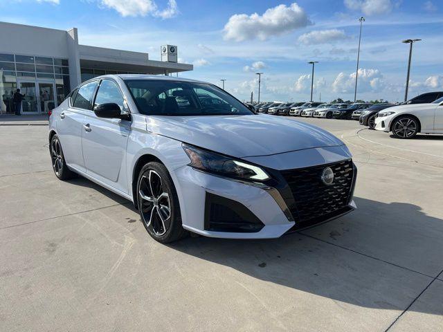 2023 nissan altima 2.5 sr