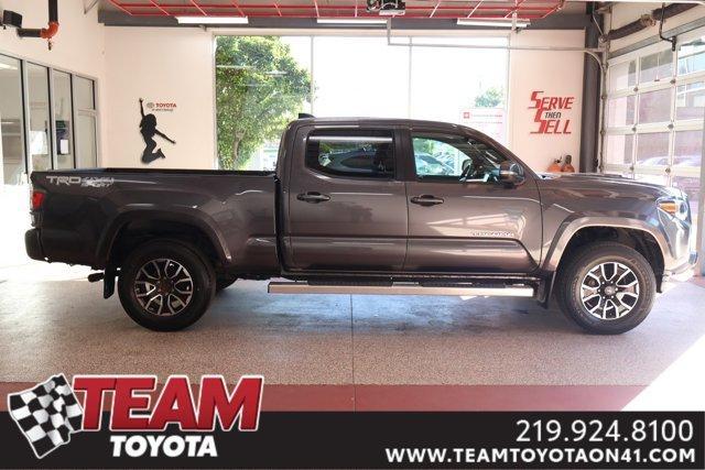2022 toyota tacoma trd sport