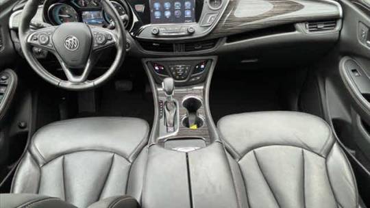2017 Buick se