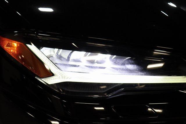2020 lamborghini urus base