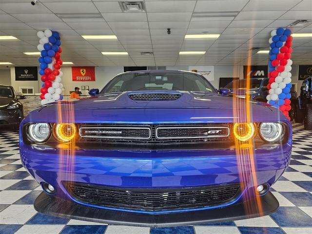 2022 dodge challenger gt