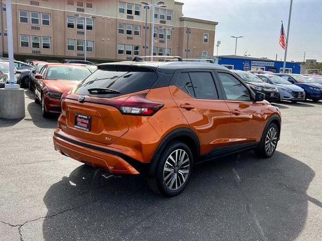 2022 nissan kicks sv