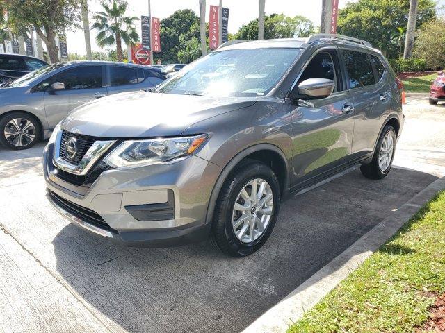 2020 nissan rogue sv
