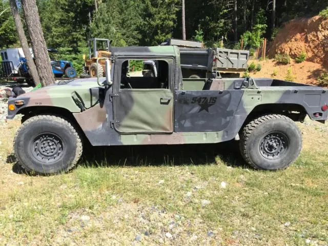 humvee m998, year 1988 / 2007 only 31,200 miles ( street licensed ) super clean