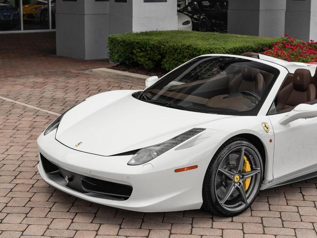 2013 ferrari 458 spider base