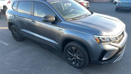 2022 volkswagen taos s