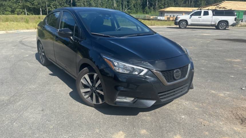 2020 nissan versa sr