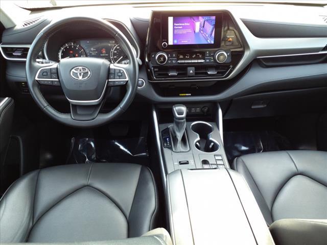 2023 toyota highlander xle