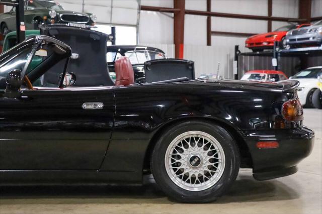 1993 mazda mx-5 miata limited 2dr convertible