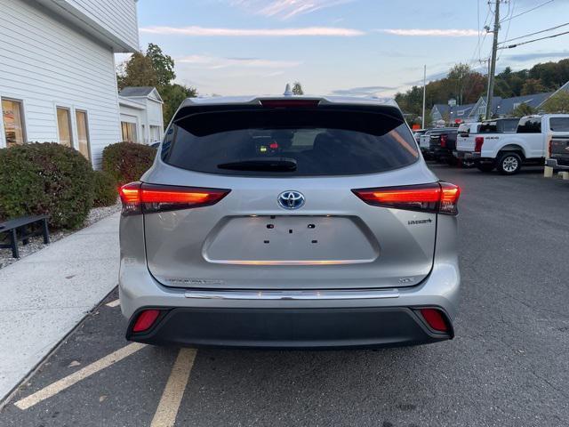 2021 toyota highlander hybrid xle