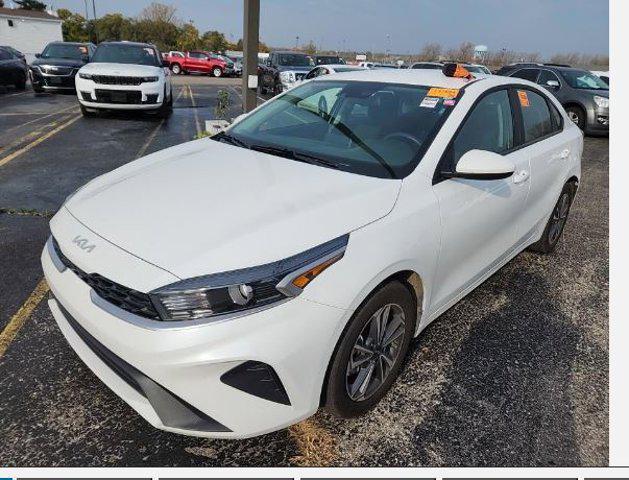 2024 kia forte lxs