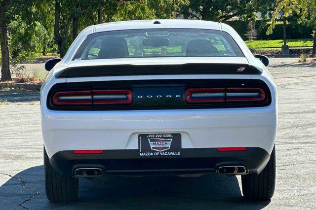 2023 dodge challenger sxt