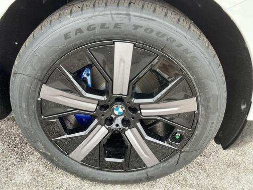 2023 bmw ix in co bluffs, iowa
