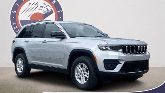 2024 Jeep Grand Cherokee laredo