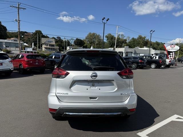 2018 nissan rogue sv