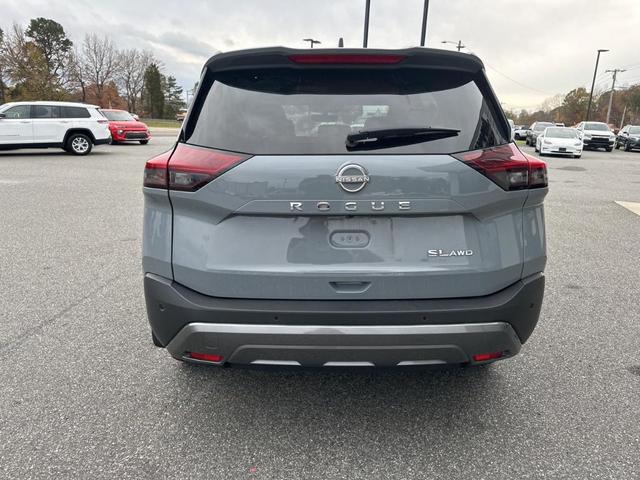 2022 nissan rogue sl