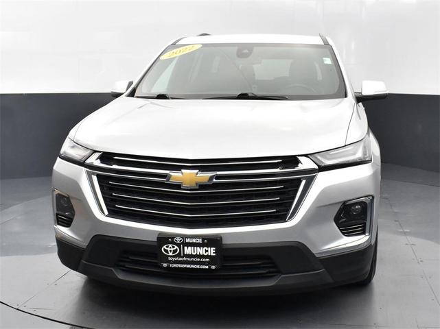 2022 chevrolet traverse lt leather