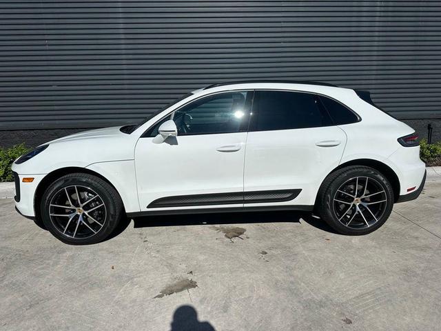 2024 porsche macan