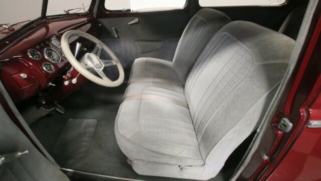 all-steel '40, strong 350 v8, 4bbl, auto, front discs, camaro frnt clip, r134a