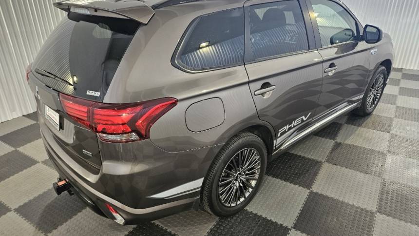 2021 mitsubishi outlander phev le