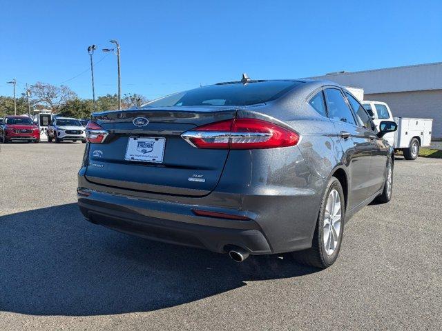 2020 ford fusion se