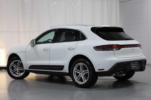 2024 porsche macan base