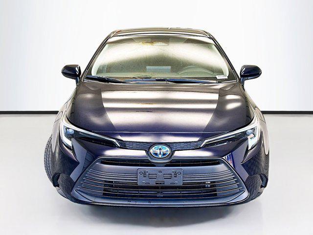2023 toyota corolla hybrid le