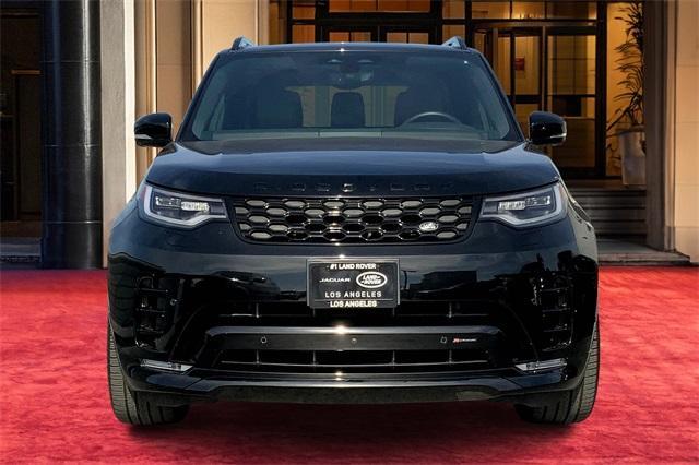 2023 land rover discovery p360 s r-dynamic